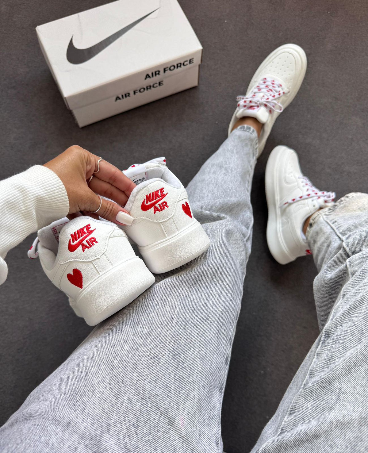 Tênis Nike Air Force Love x SB