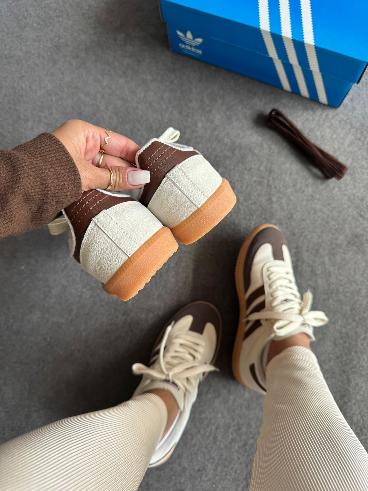 Tênis Adidas Samba OG – Off/Café
