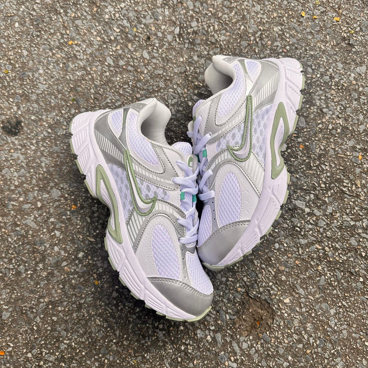 Tênis Nike V5 Rnr (GS