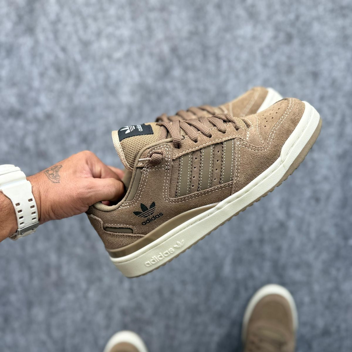 Tênis Adidas Fórum Low