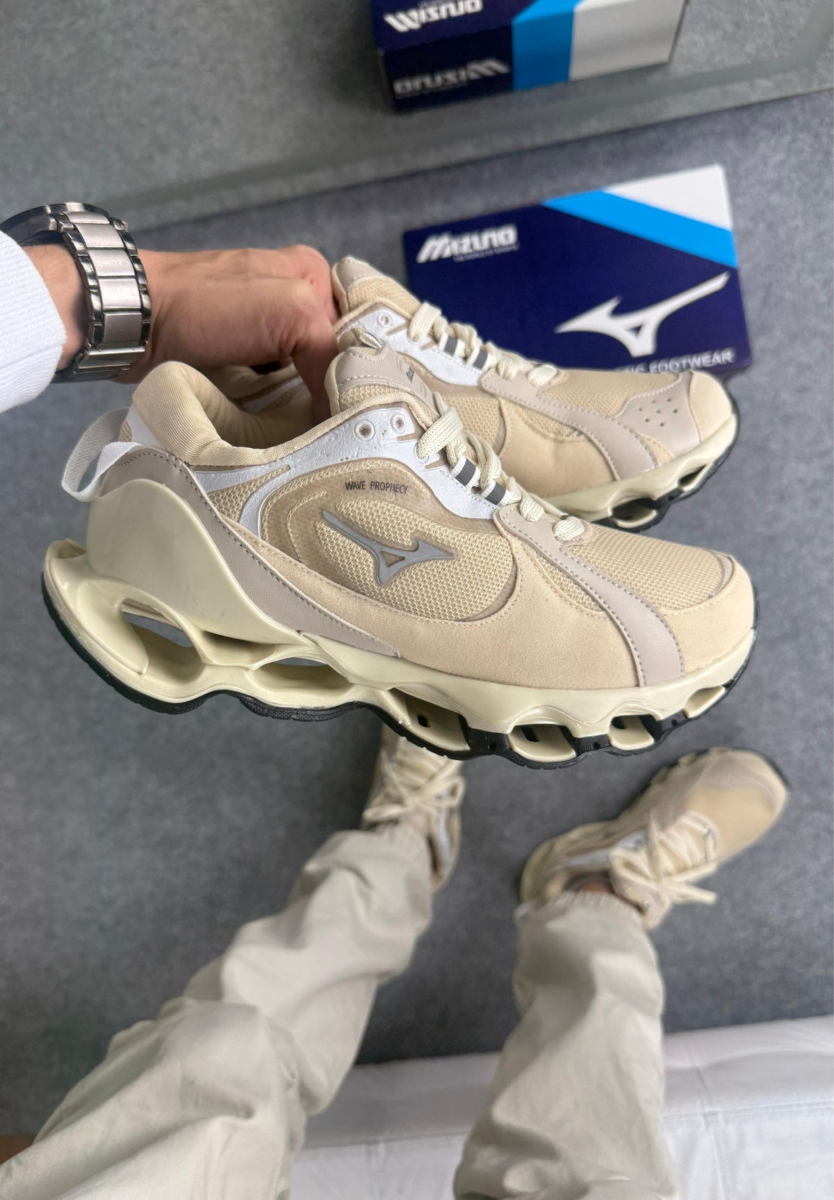 MIZUNO WAVE BETA 2 - CREME